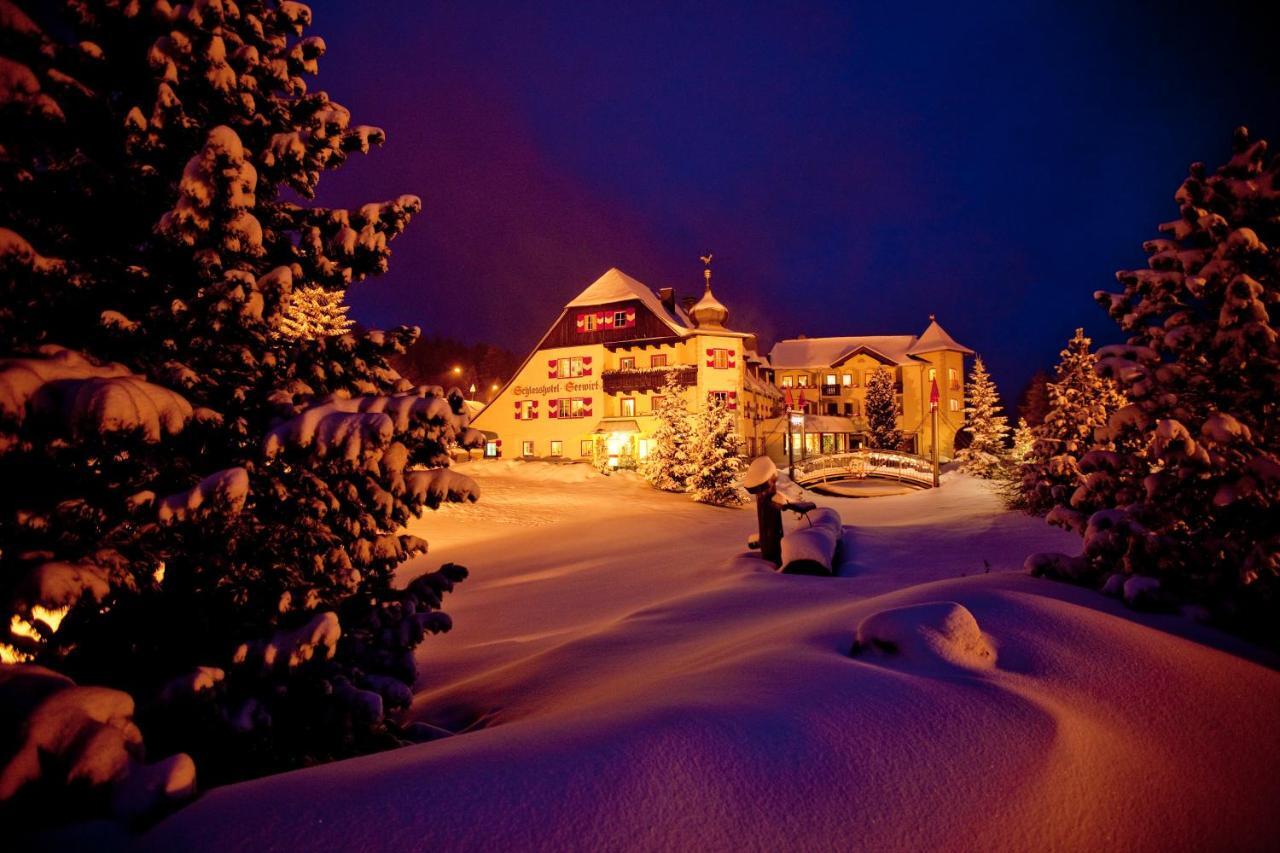 Schlosshotel Seewirt Туррахер-Хёэ Экстерьер фото